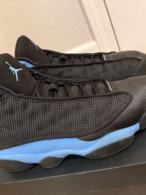 Great Condition - Jordan XIII Men’s Size 10.5 University Blue and Black